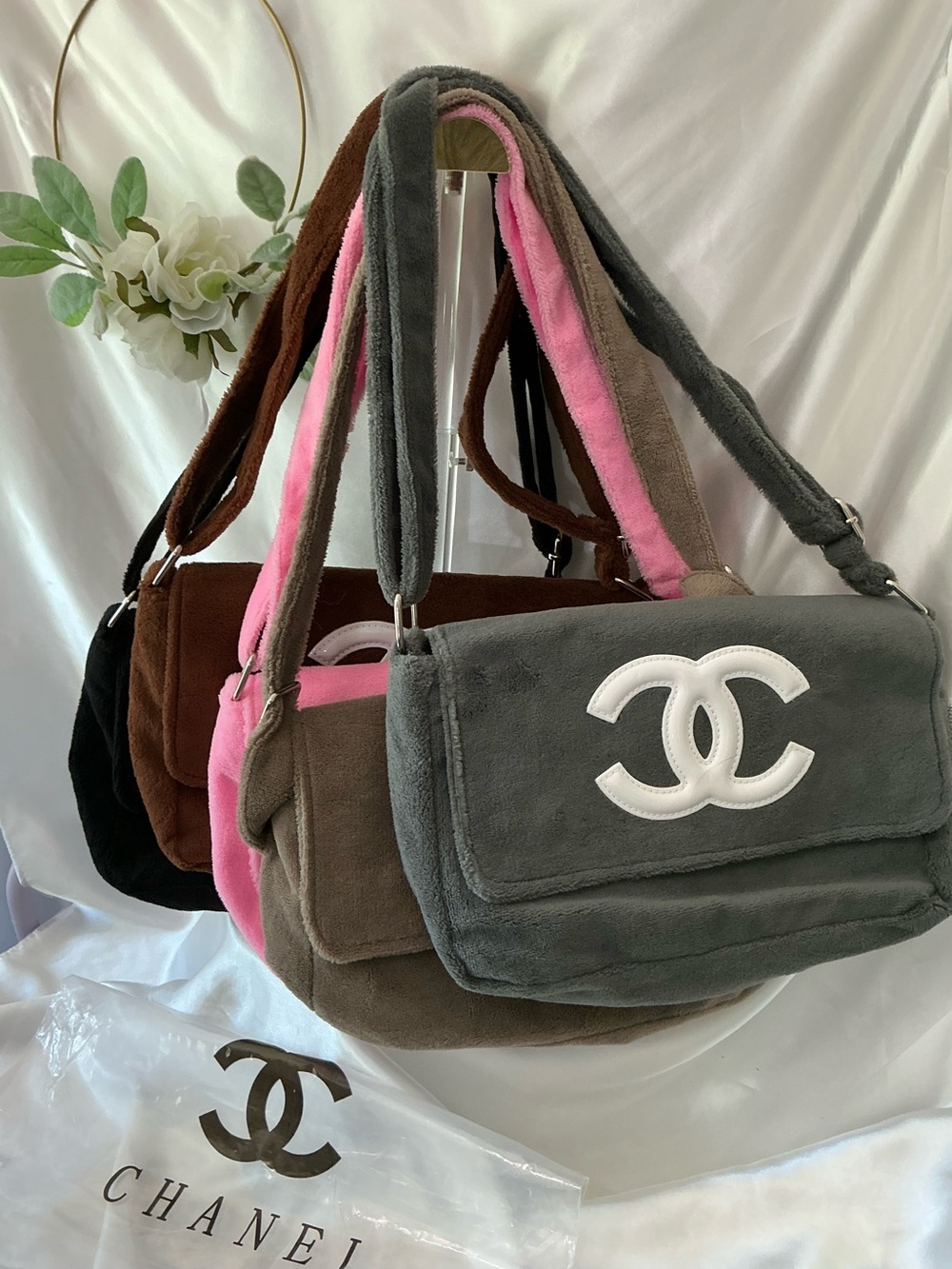 GWP CHANEL Beaute Precision Fuzzy Shoulder Bag White CC Logo Choose From 5